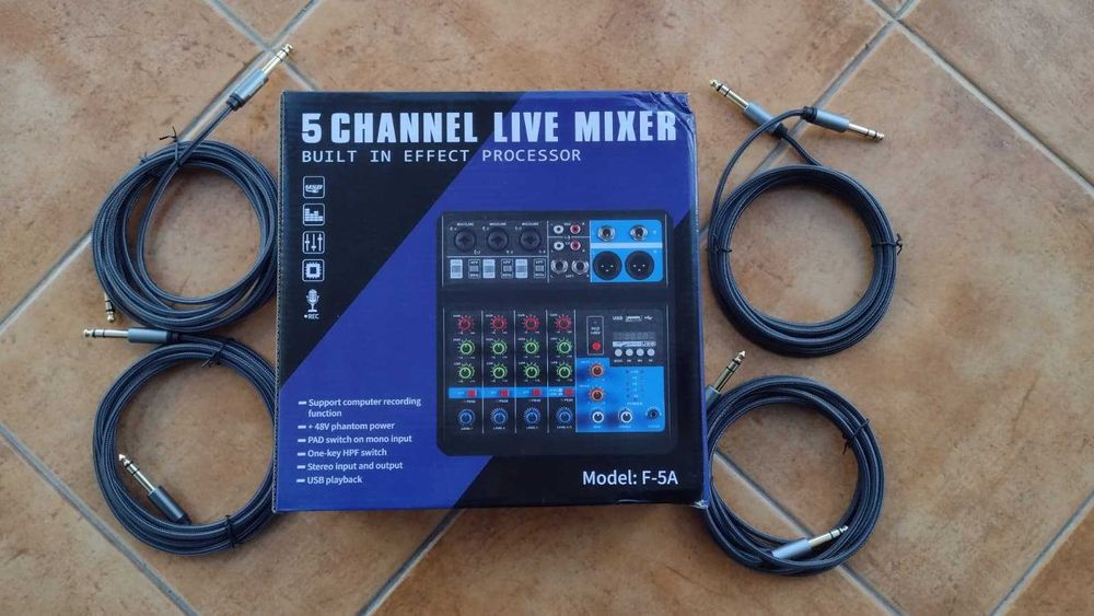 Mesa de áudio profissional 5 canais + Cabos Jack