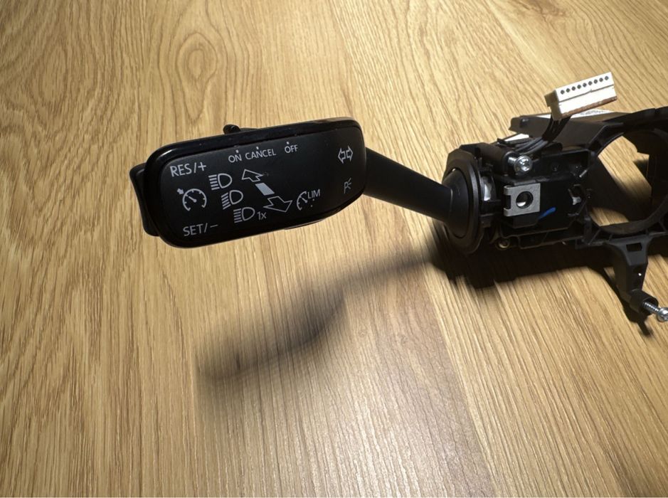 Подрулевые переключатели VW 5q0953502ag