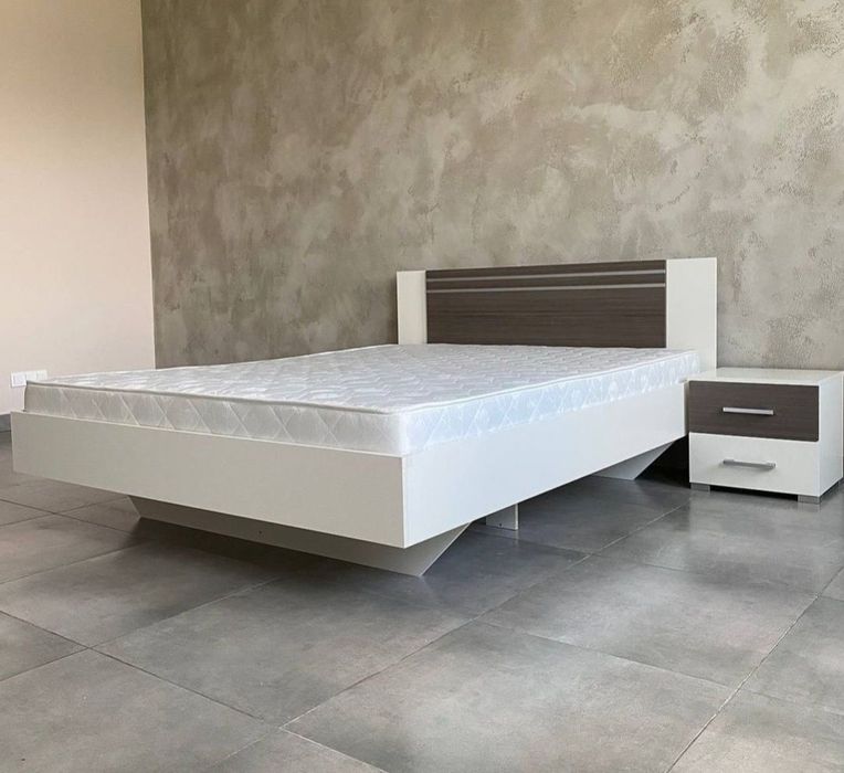 АКЦИЯ!Комплект двуспальная кровать+матрас 140х200. В наличии. Одесса