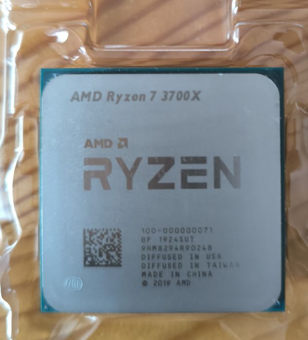 Ryzen 7 3700x i Noctua NH-D15S 140mm