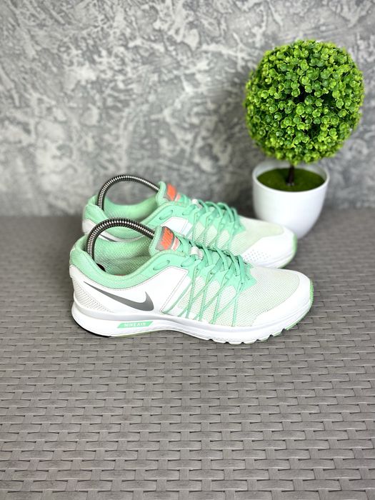 Nike Air Relentless 6 кроссовки 38 размер женские спортивные бирюзовые