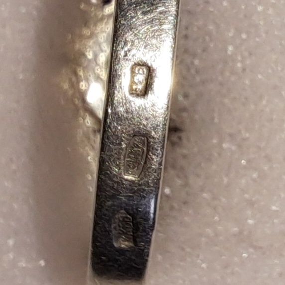 Сережки та каблучка срібні