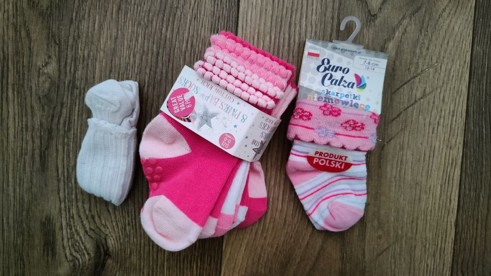 Paka MIX Kocyk do fotelika, buciki, skarpetki, prześcieradło paczka ró