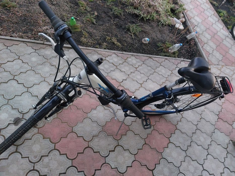 Велосипед Дорослий 28 радіус колеса. 21 передача.