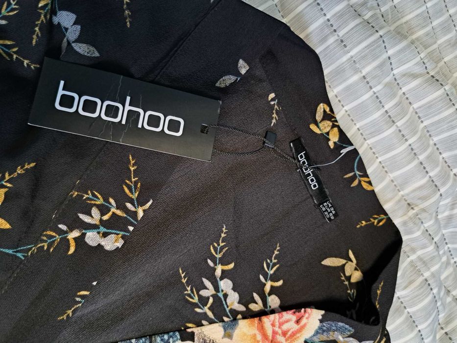 Boohoo śliczny zwiewna kombinezon letni 52