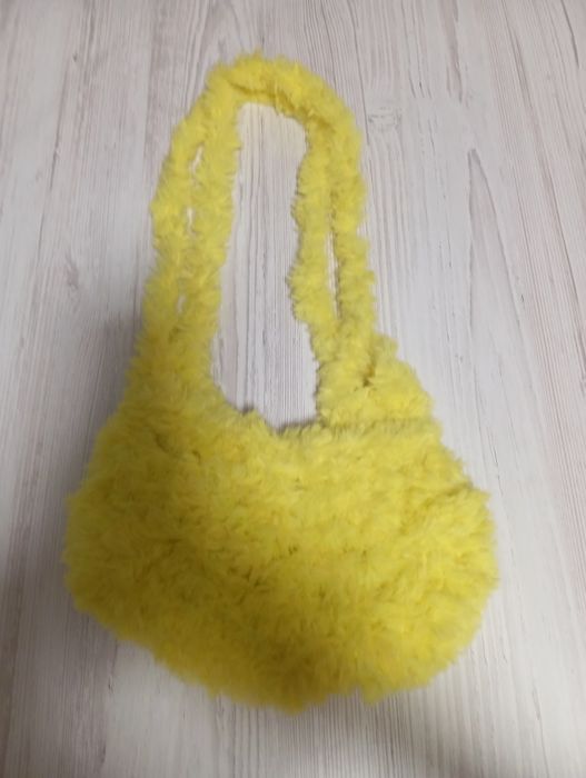 М'якенька сумка із пряжі своїми руками