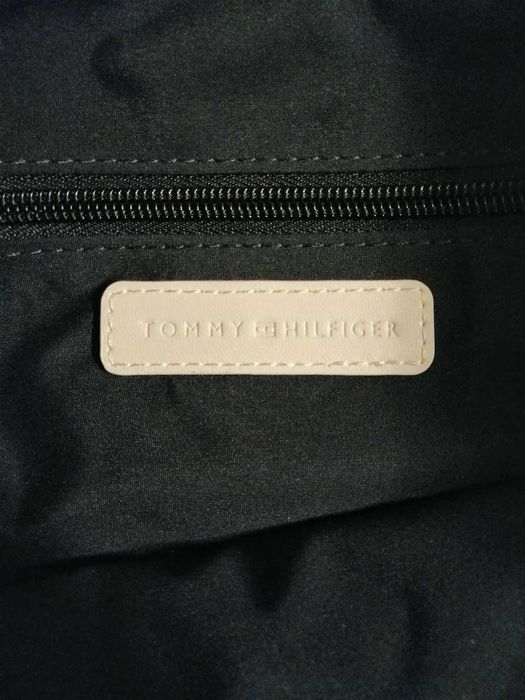 Torebka na ramię Tommy Hilfiger