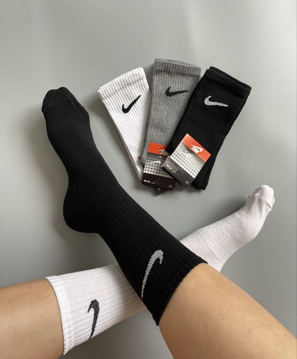 Носки (12 пар в наборі - чорні білі та сірі) найк, шкарпетки Nike