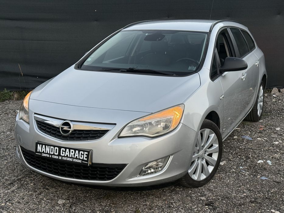 Opel Astra Caravan Cosmo 1.7 Cdti Gasóleo 2011 - 332.000km (Com Garantia)