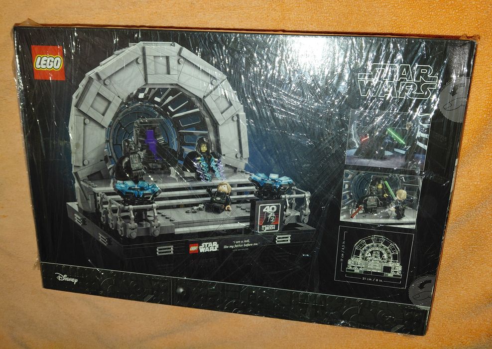 LEGO 75352 Star Wars Emperor's Throne Room Diorama (Descontinuado)