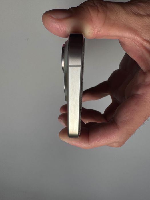 iPhone 15 Pro Titanium 128GB - gwarancja