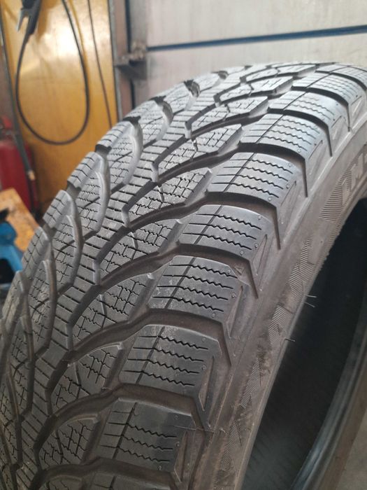 Opona 205/60R16 92H Bridgestone Blizzak LM-32 RFT