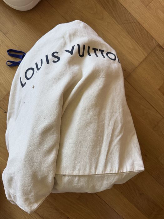 Louis Vuitton Monogram Eclipse Mochila – Chip NFC – Pouco uso