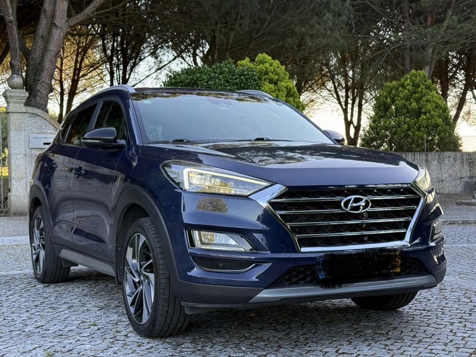 Hyundai Tucson 1.6 CRDi Premium Pack + Pele + “J19”