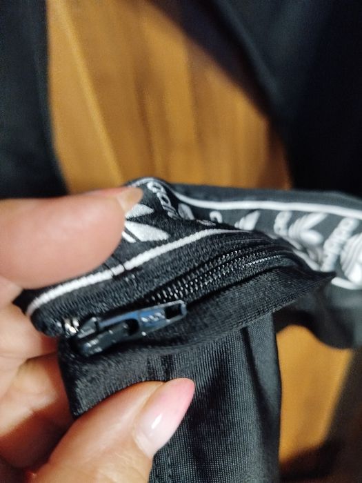 Spodnie dresowe damskie Adidas rozmiar S stan idealny