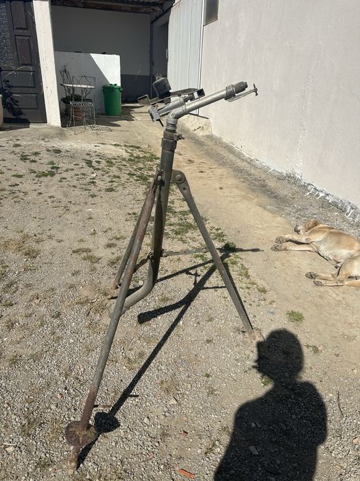 Aspressor de rega ( canhão) com um bico
