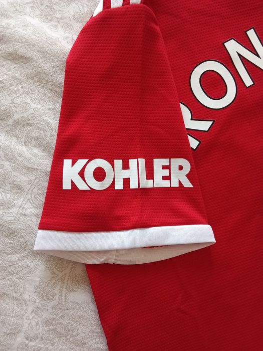 Camisola Retro do Manchester United da época 21/22