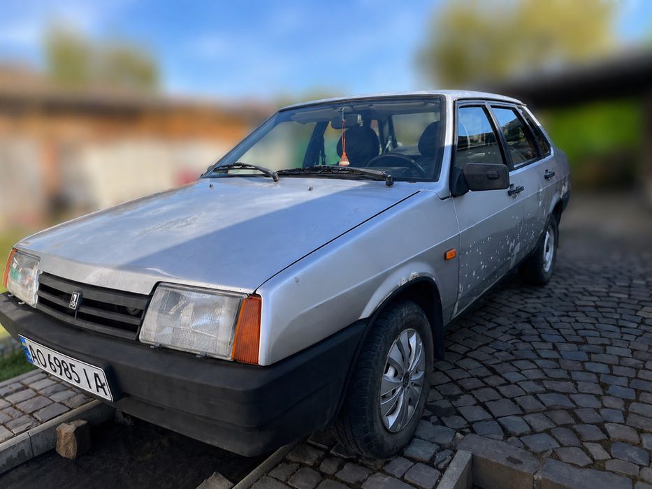 Автомобіль ВАЗ 21099