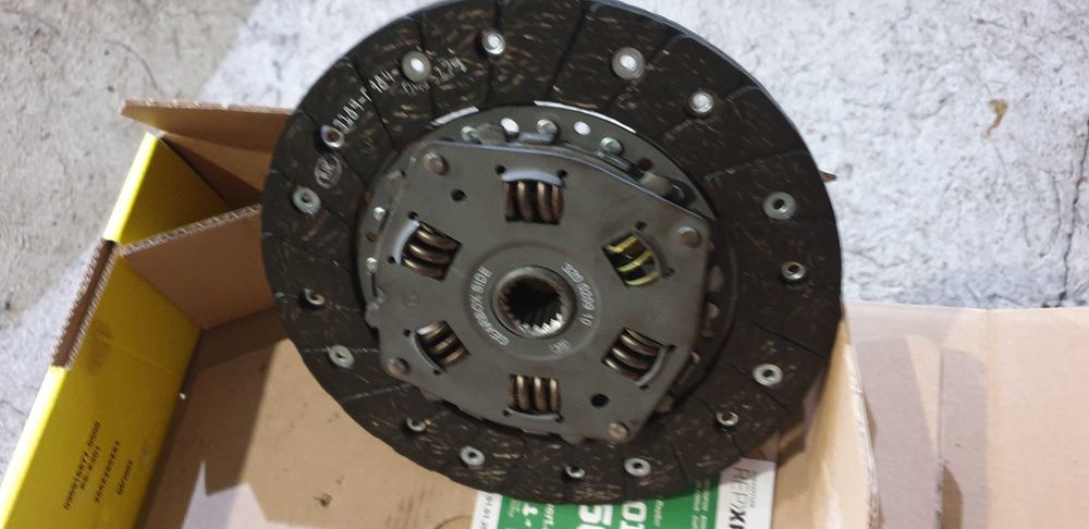 tarcza sprzęgła LUK sprzęgło berlingo partner 406 luk 2004.38 xsara