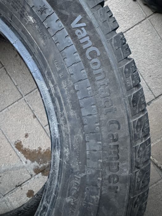 Шини 255/55 R18C Continental Vancontact зима 2 шт