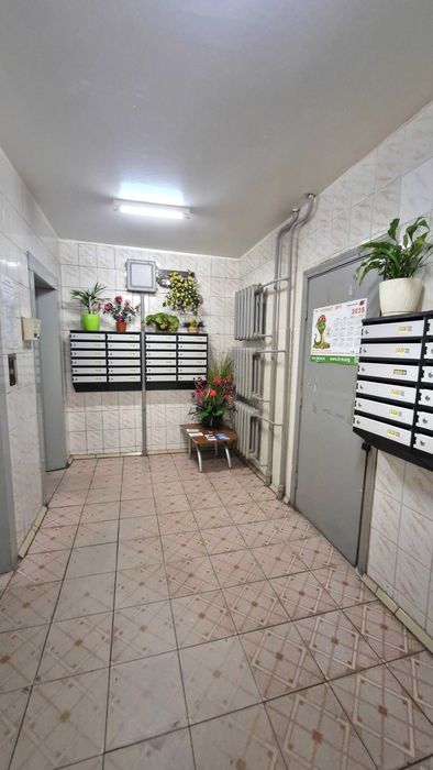 4к Харківське шосе, Ревуцького, ст.м Харківська 15хв, Позняки/Осокорки