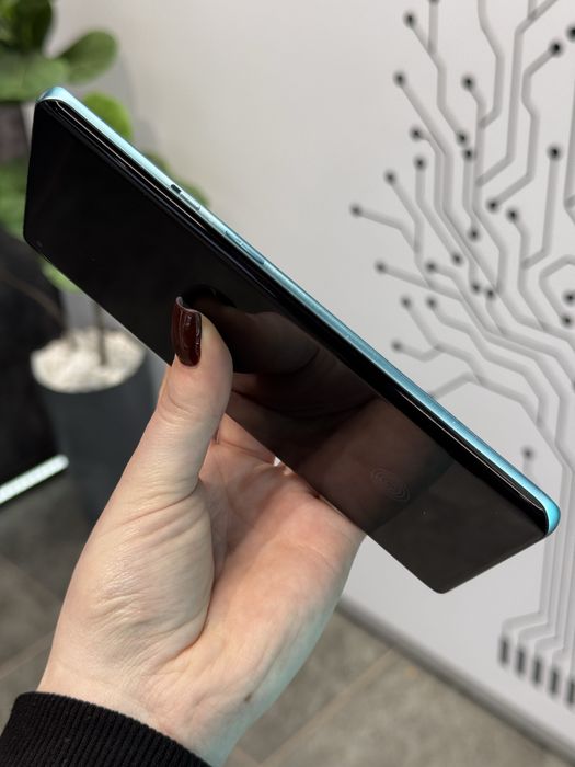 OnePlus 8 Pro • 8/128GB • Оплата частинами