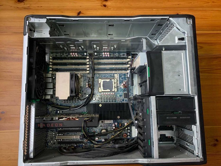 Робоча станція HP Z800