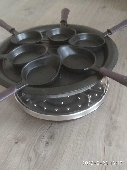 Продам гриль "Луна" электрический