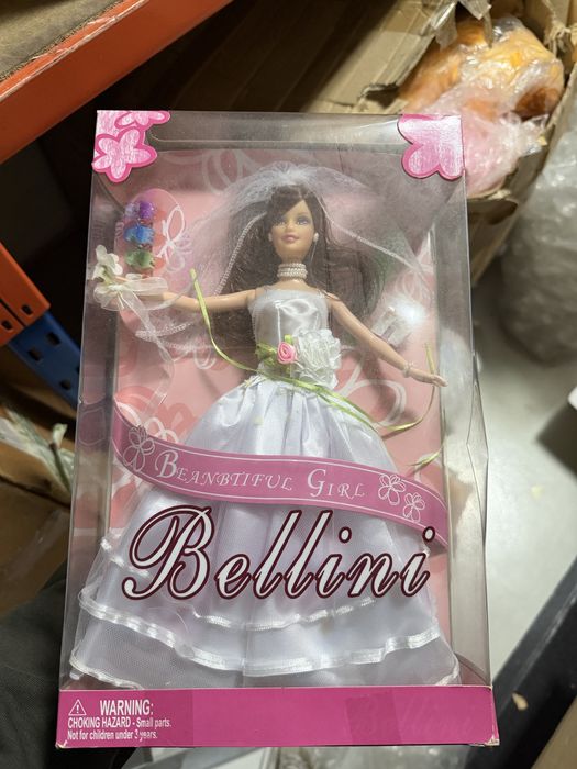 Lote de +3000 brinquedos e peluches