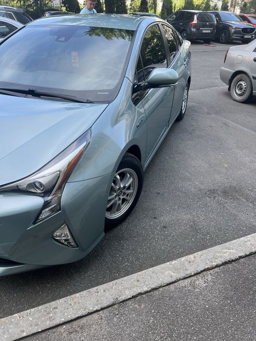 Оренда Toyota приус 50 по Київу та обл