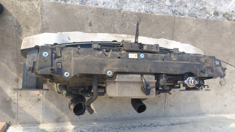 Передня панель, дифузори, касета радіаторів Mazda CX-5 2.2, 150 к.с