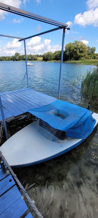 Sprzedam  stylowa łódkę z silnikiem elektrycznym