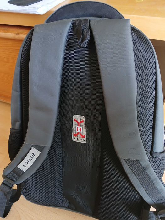 Mochila +HUB excelente