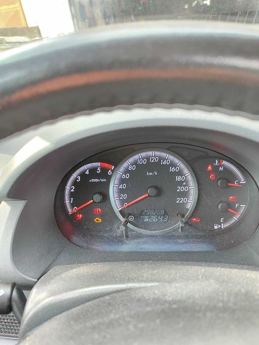 Mazda 5 usada com avaria no motor