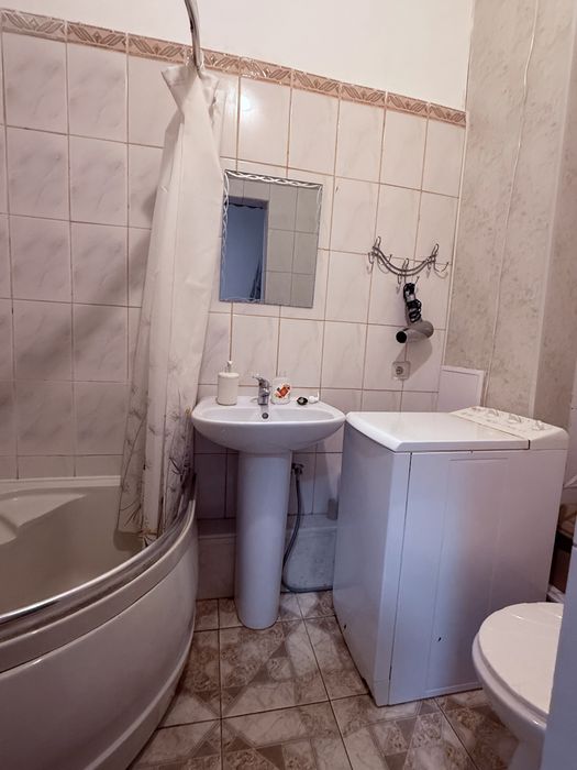 Подобово.  Вільно.ВІД-850 грн центр,вокзал Посуточно