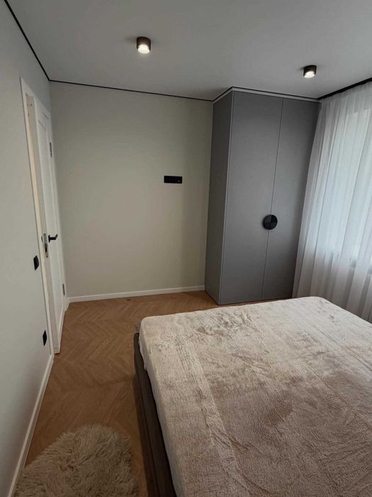 Стильна квартира поблизу ТРЦ Подоляни