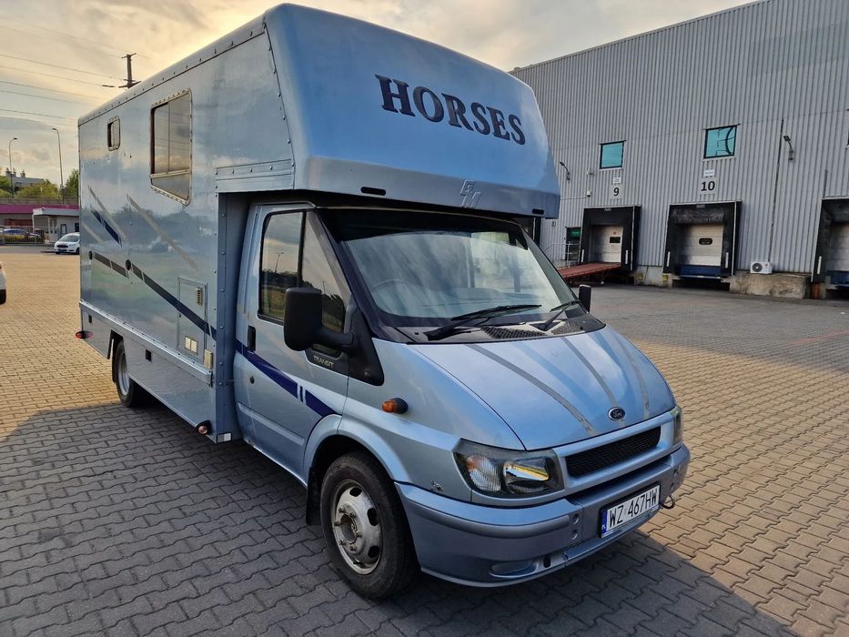Ford Transit  Ford Transit koniowóz Transport Koni na bliźniakach prawo jazdy kat. B