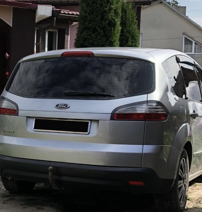 Продам машину Ford s-max