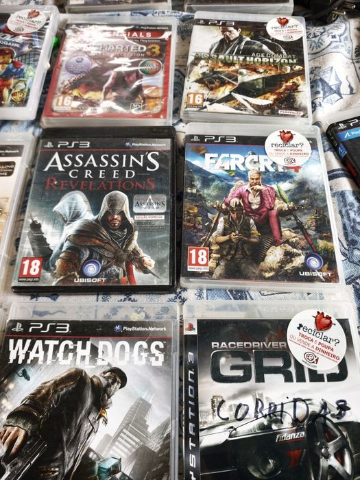 Vendo vários jogos play station 3 só  vendo o total do conjunto