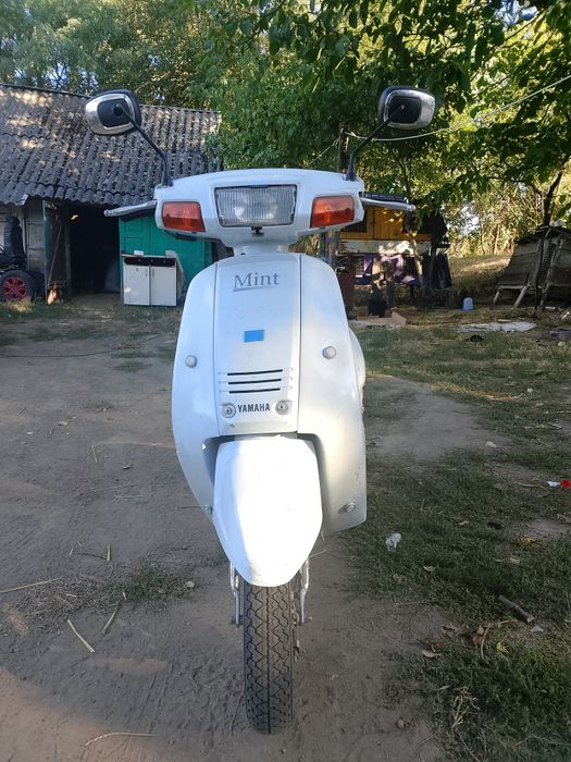 Продам мопед Yamaha mint.