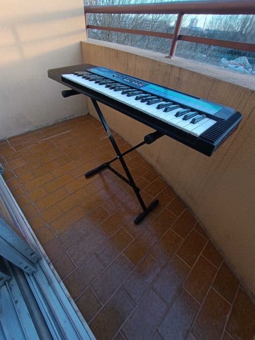 Piano Teclado Casio com Suporte - CA-100