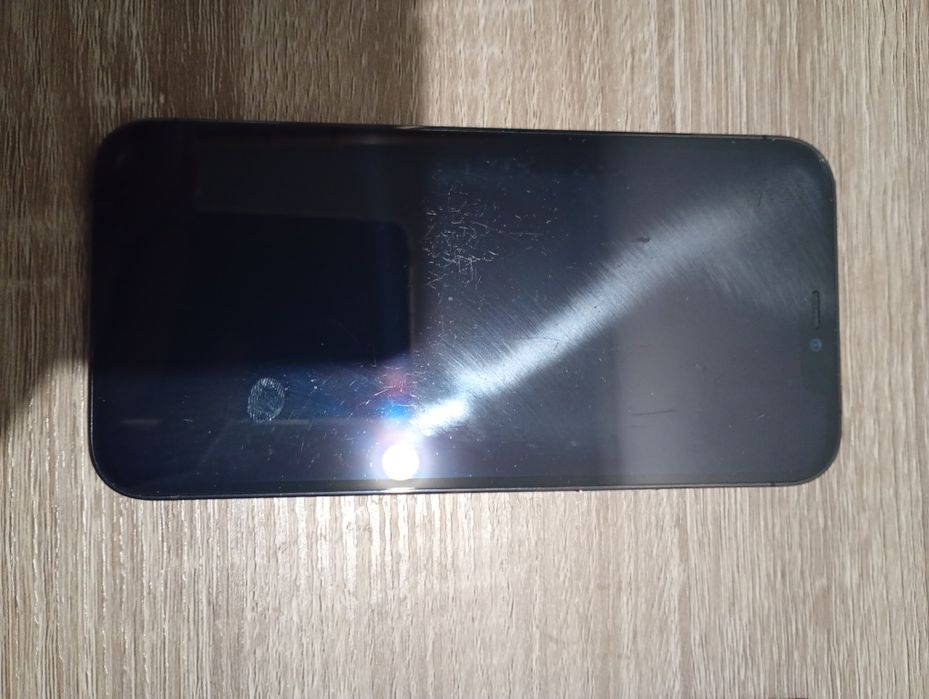 Iphone 12 pro 256gb на запчастини або ремонт