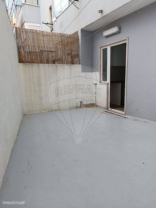Apartamento T2 para arrendamento