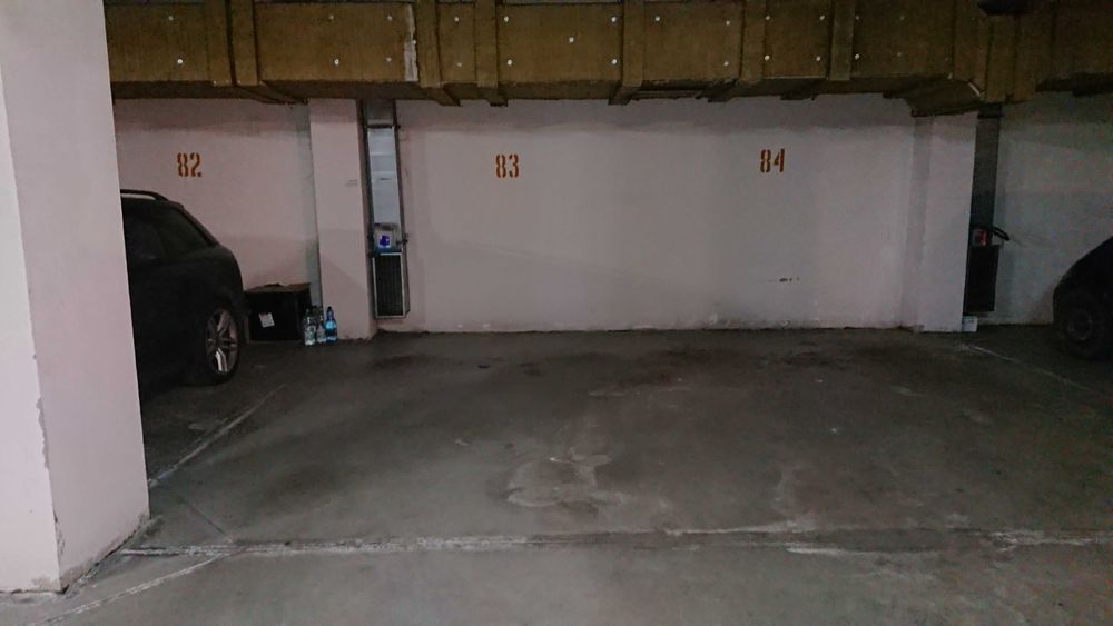 Miejsce postojowe w garażu podziemnym (Kromera)