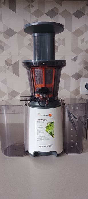 Máquina de Sumo Kenwood PureJuice One (JMP40) - Como Novo