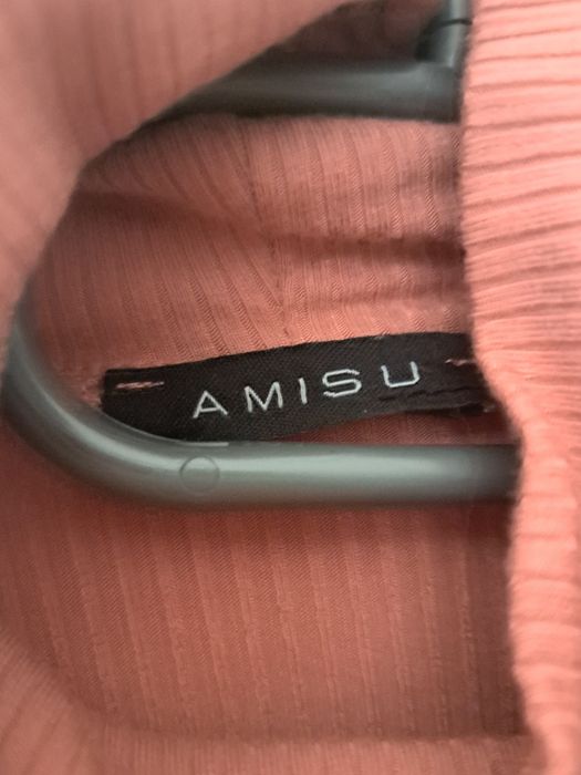 Różowy cienki golf