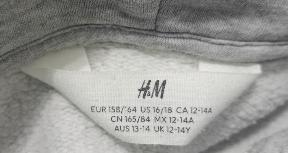Szara bluza chłopięca z kapturem i kieszenia rozmiar 158/164 H&M