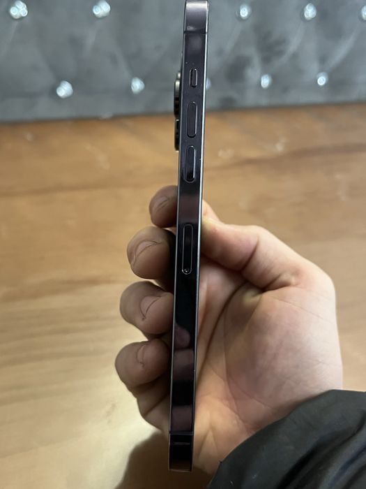 Продам Iphone 14 pro max