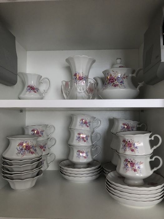 Сервіз чашки з блюдцями