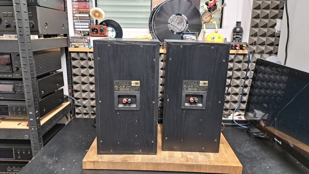 Kolumny Mission 700-2